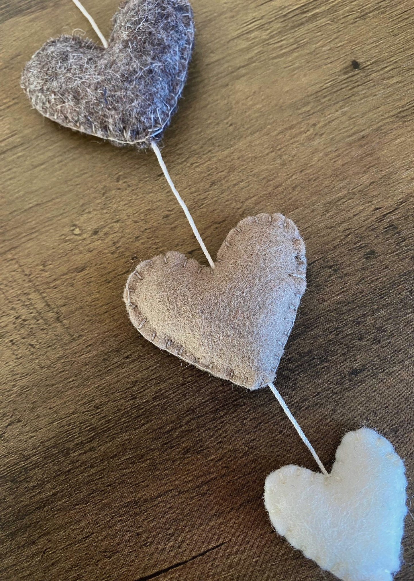 Hearts Hanging Decoration - Neutral