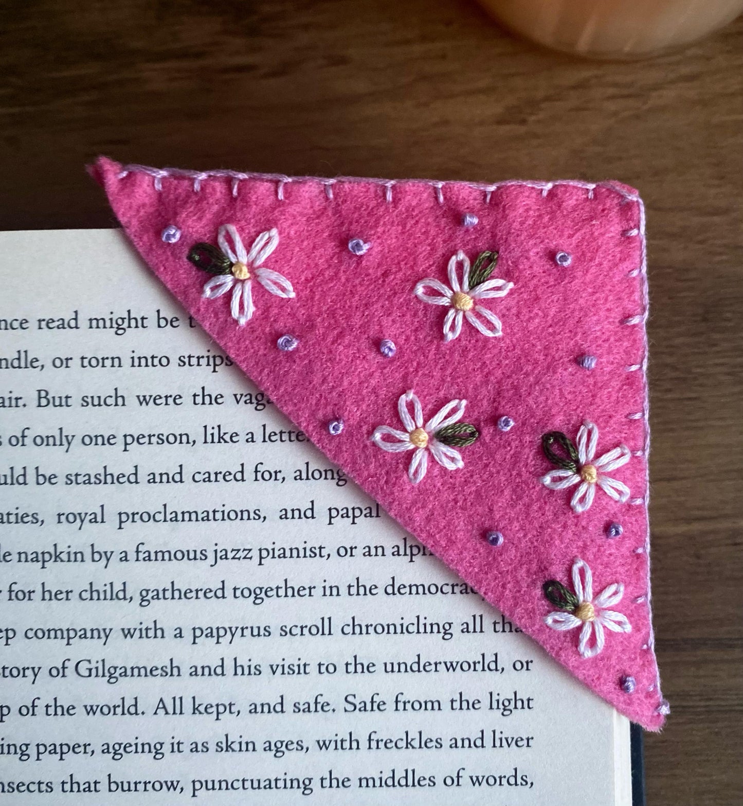 Hand Embroidered Bookmark - Pink Daisy