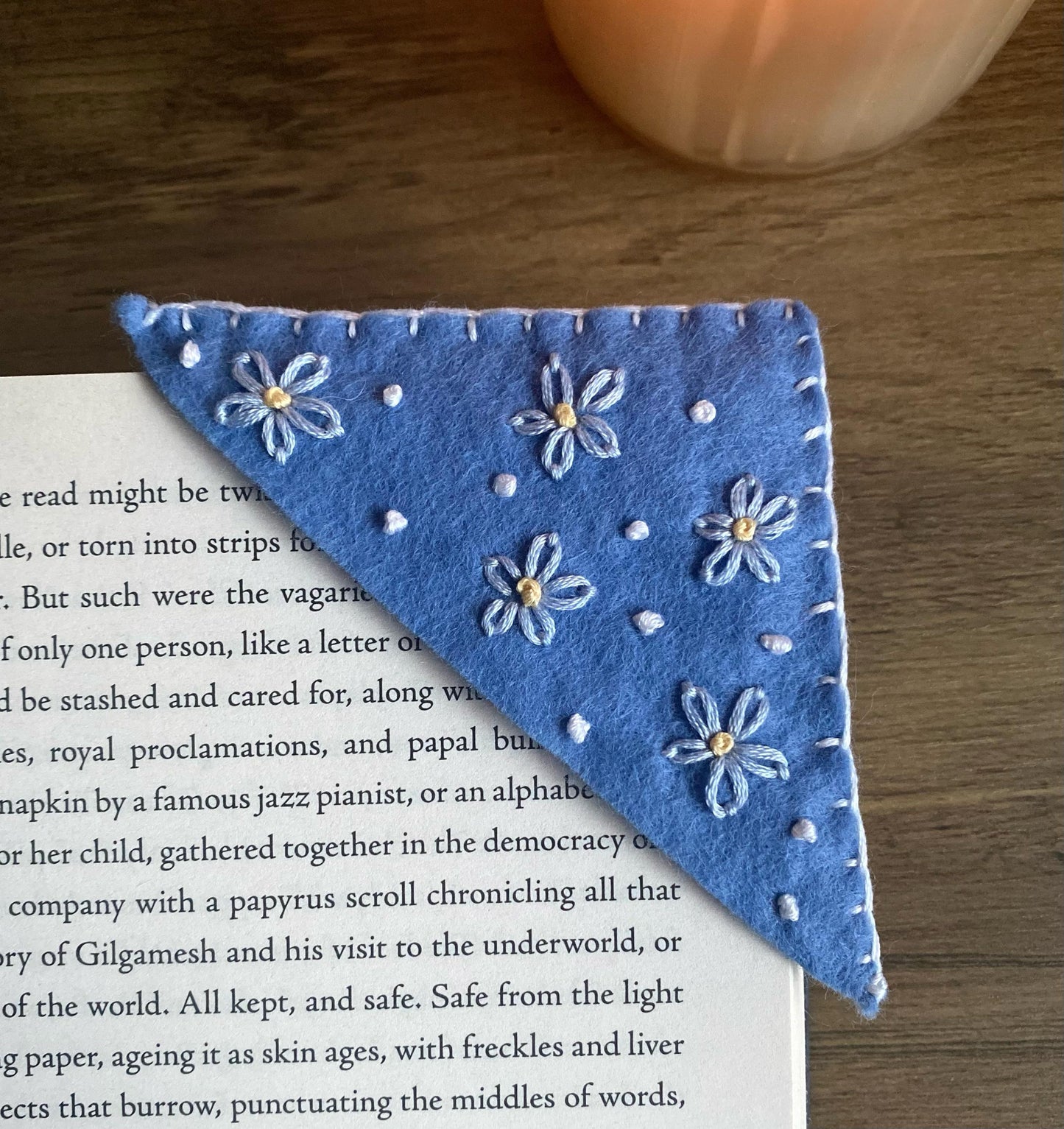 Hand Embroidered Bookmark - Blue Daisy