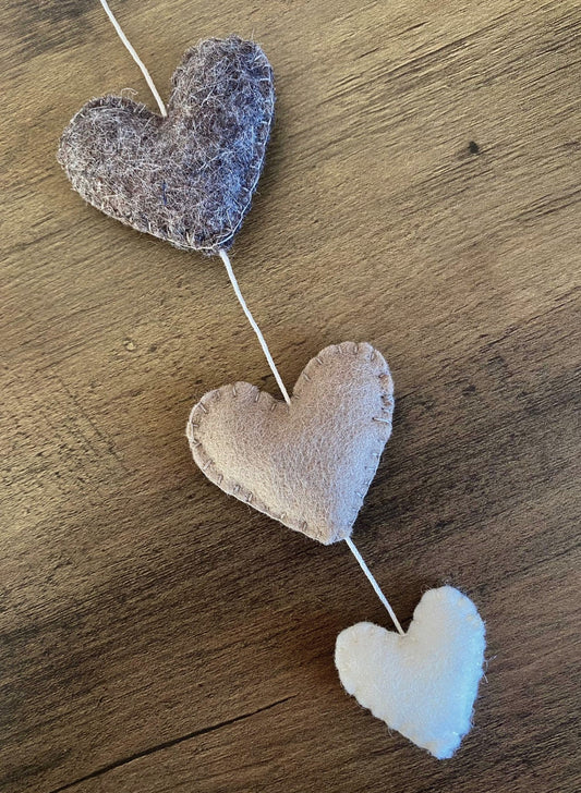 Hearts Hanging Decoration - Neutral