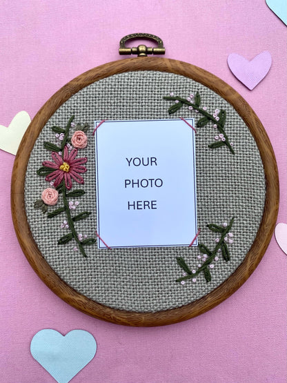 Hand Embroidered Photo Frame - Circle Shape - Pink Flowers