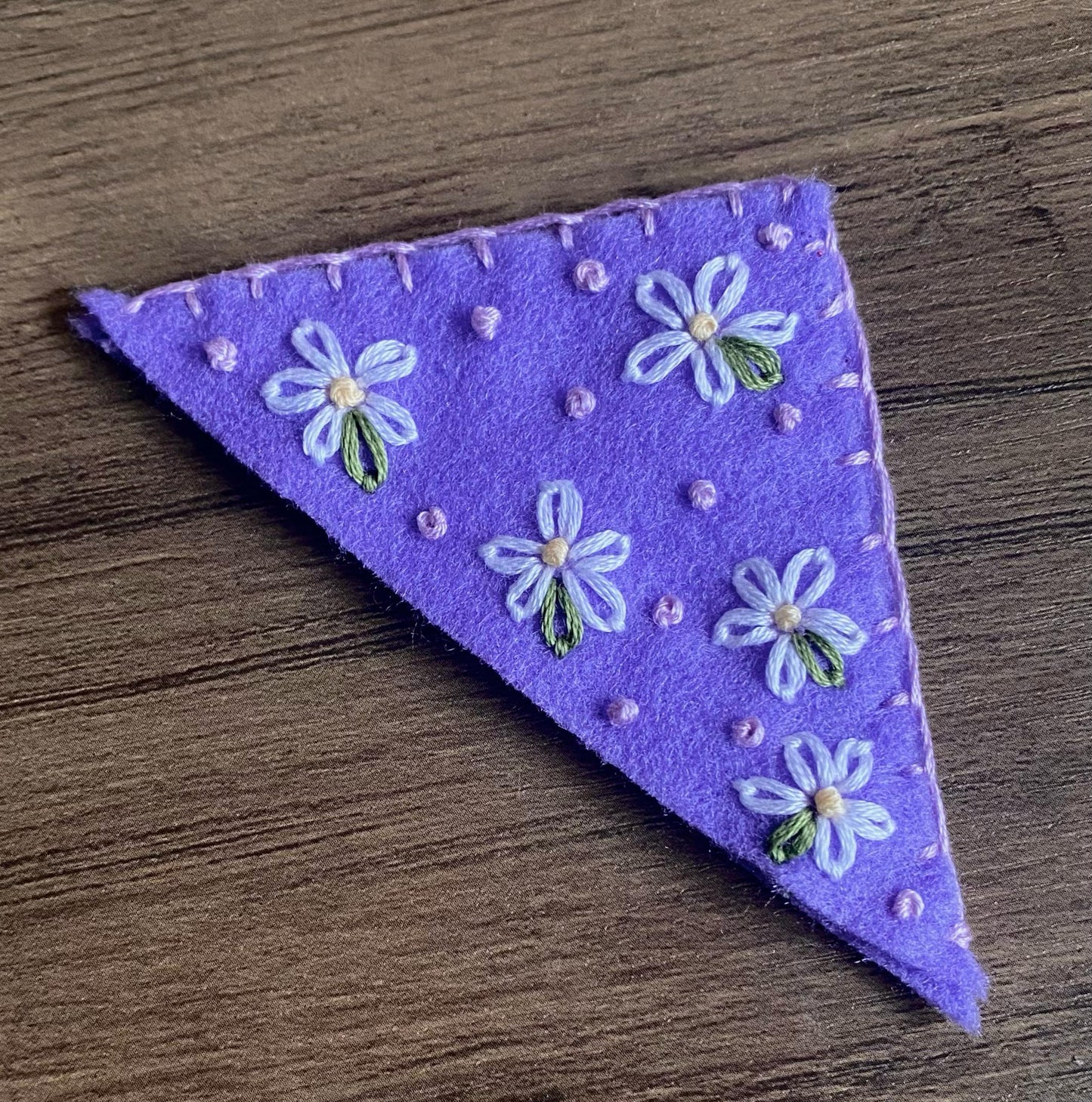 Hand Embroidered Bookmark - Lilac Daisy