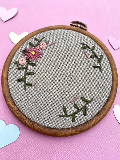 Hand Embroidered Photo Frame - Circle Shape - Pink Flowers